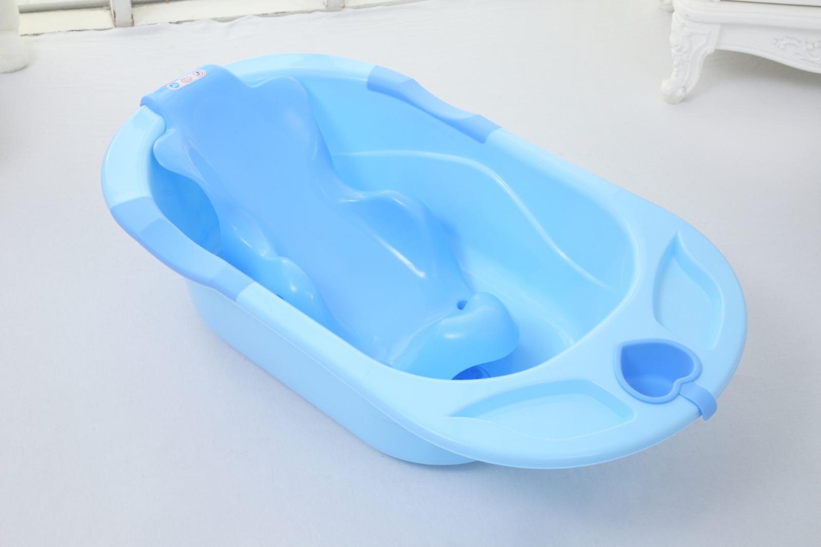 SereneStep Ergonomic Infant Bath Tub with Contour Support
