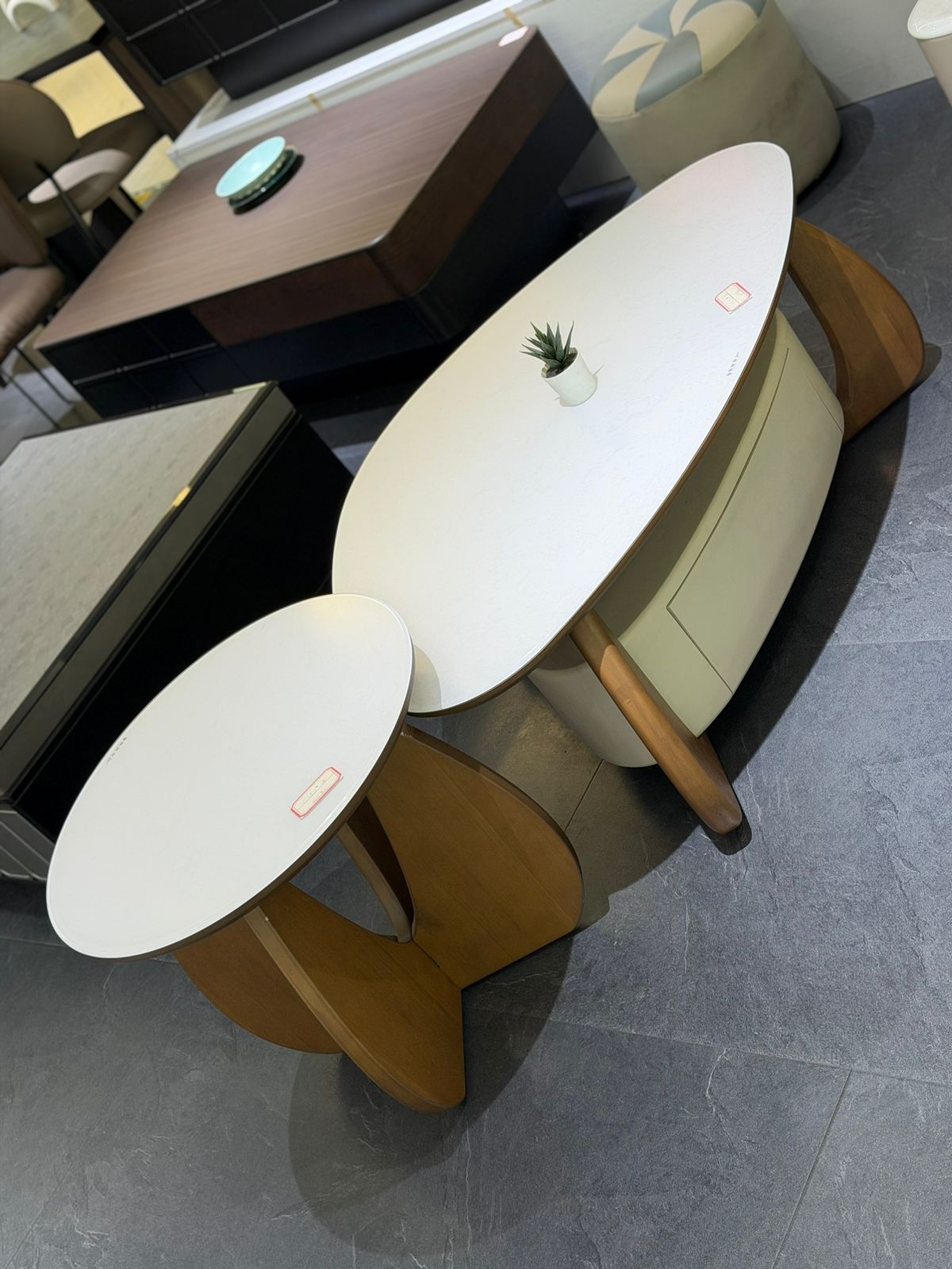 coffeetable2